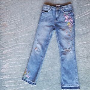 Embroidered Zara Jeans 4